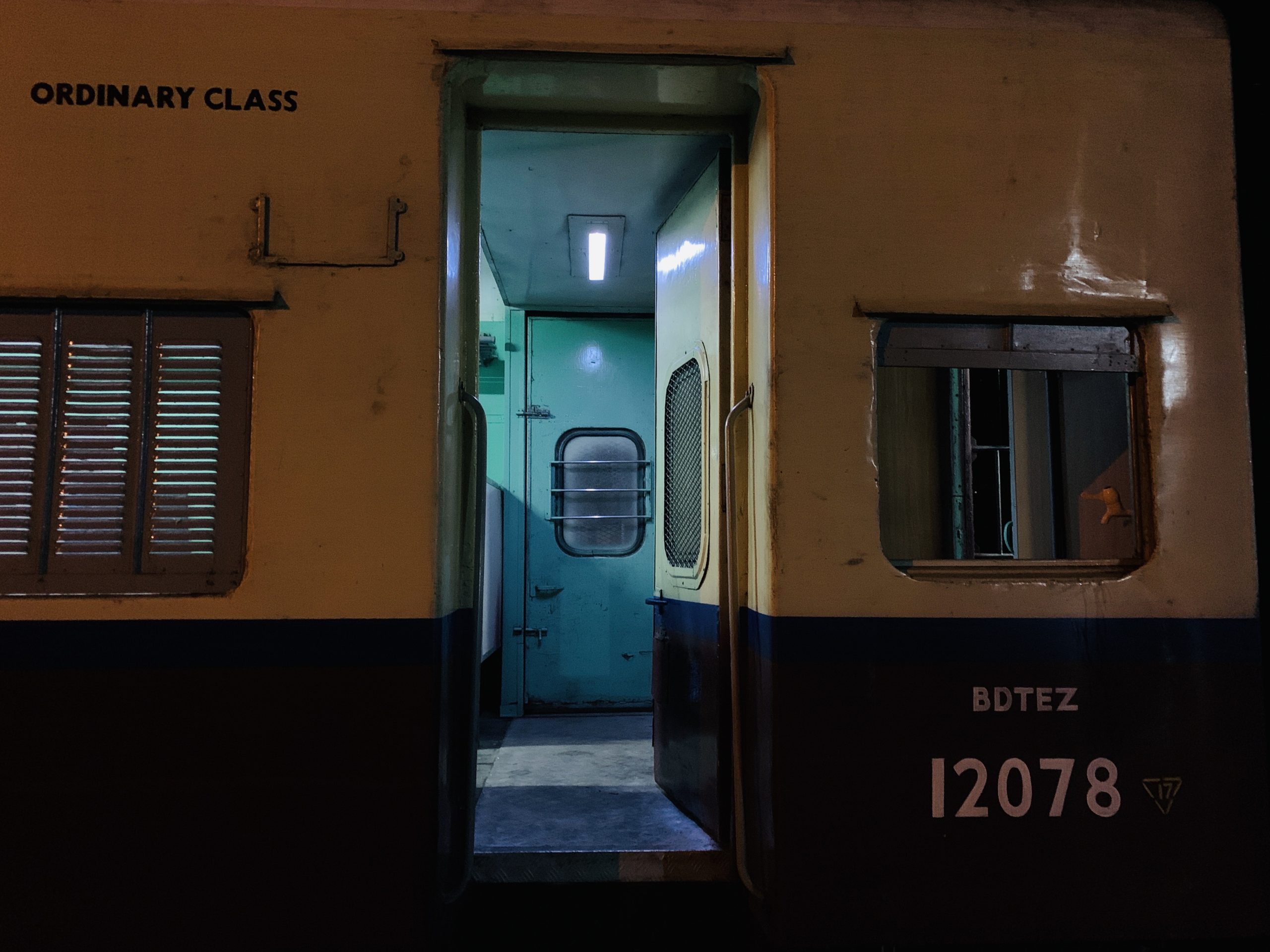 Myanmar Overnight Train 缅甸过夜火车 4